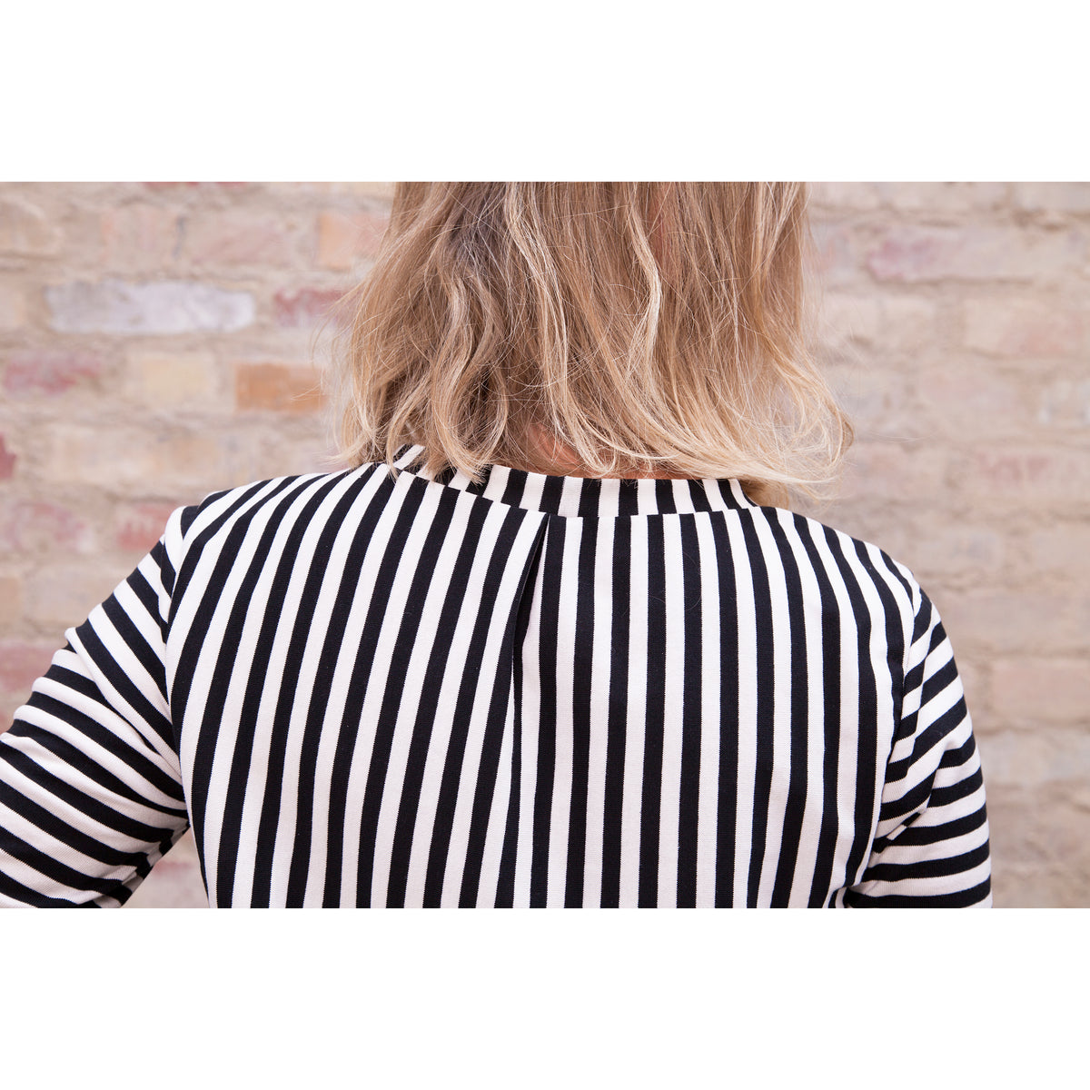 Schnittmuster Shirt Matice: Detail Kellerfalte