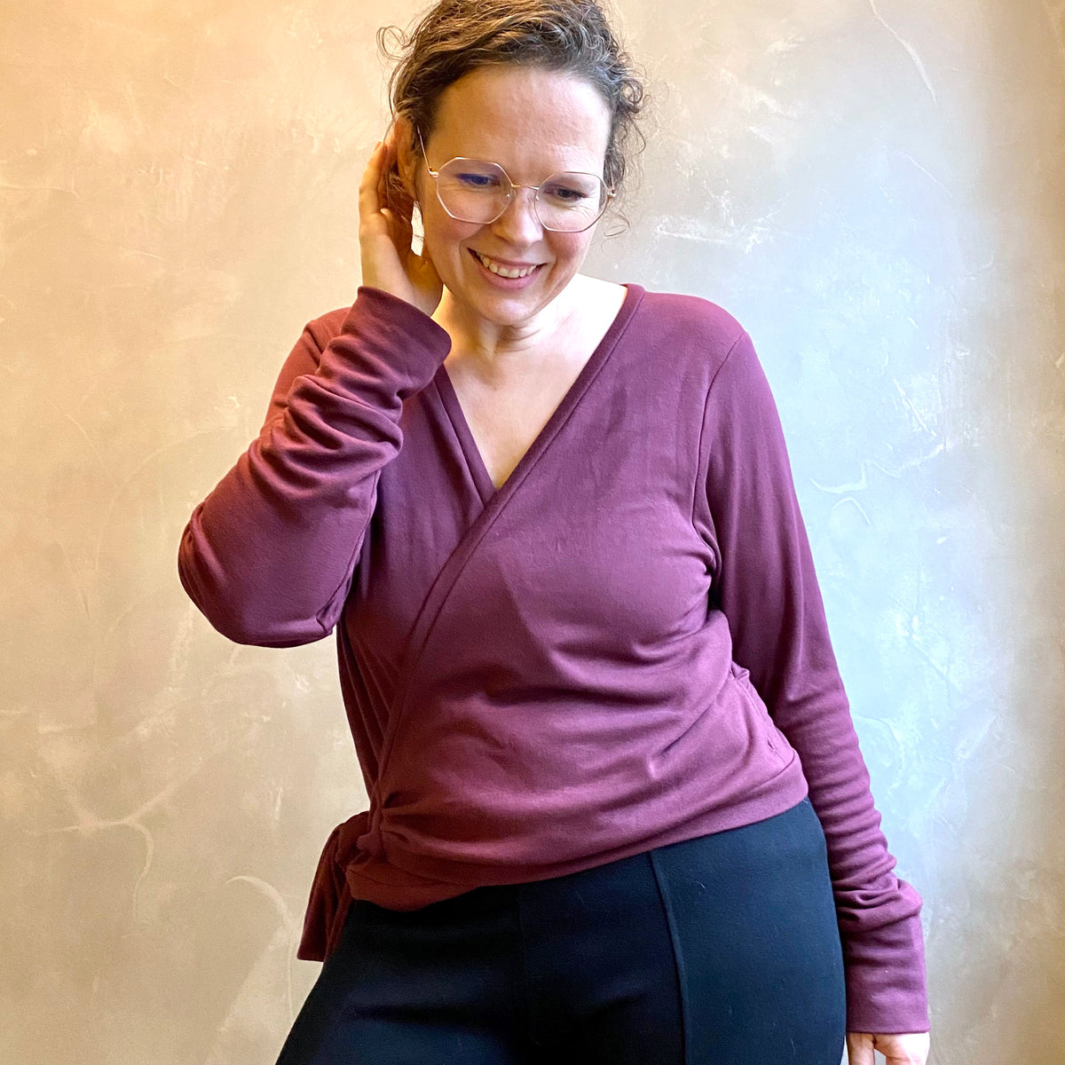 Schnittmuster Wickeljacke Douceur genäht von Claudia aus Mind the Maker Jersey in Größe 42